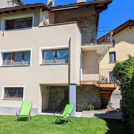 Studio Lalex28 Appartement Aosta Buitenkant foto