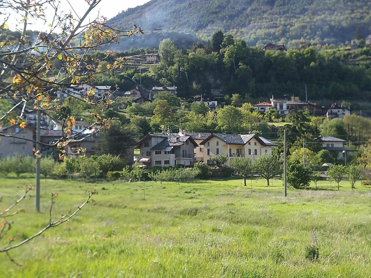 Studio Lalex28 Appartement Aosta Buitenkant foto